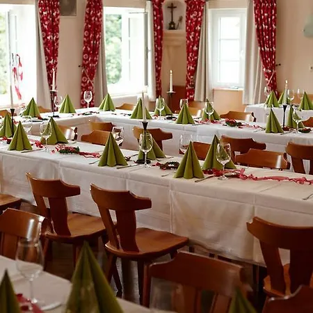 Eberl Hotell Hattenhofen (Bavaria)