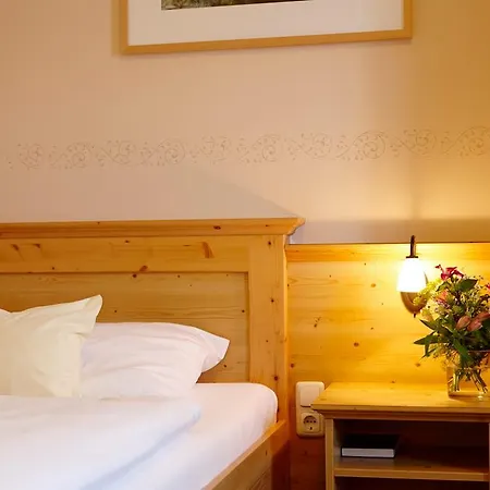 Hotel Eberl 3*